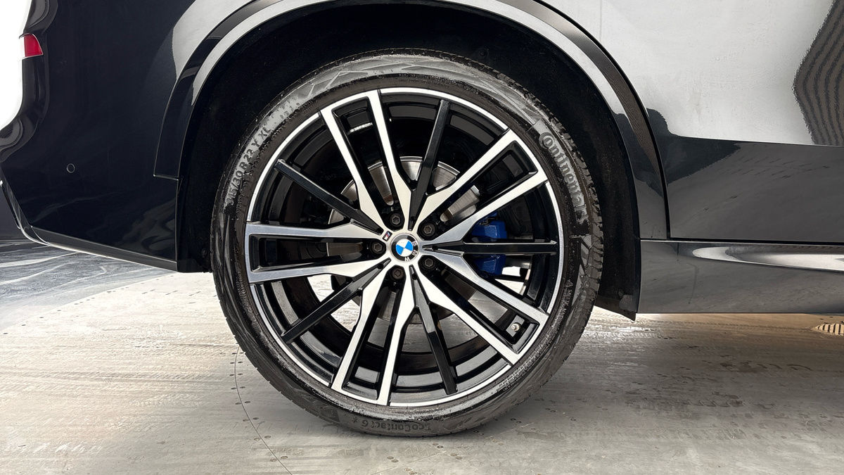 BMW X5 Image 10
