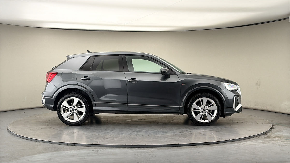 More views of Audi Q2
