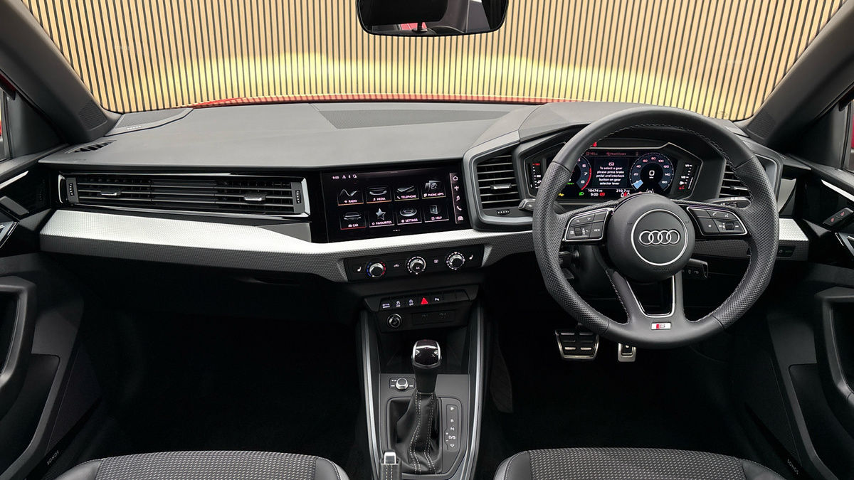 Audi A1 Image 12
