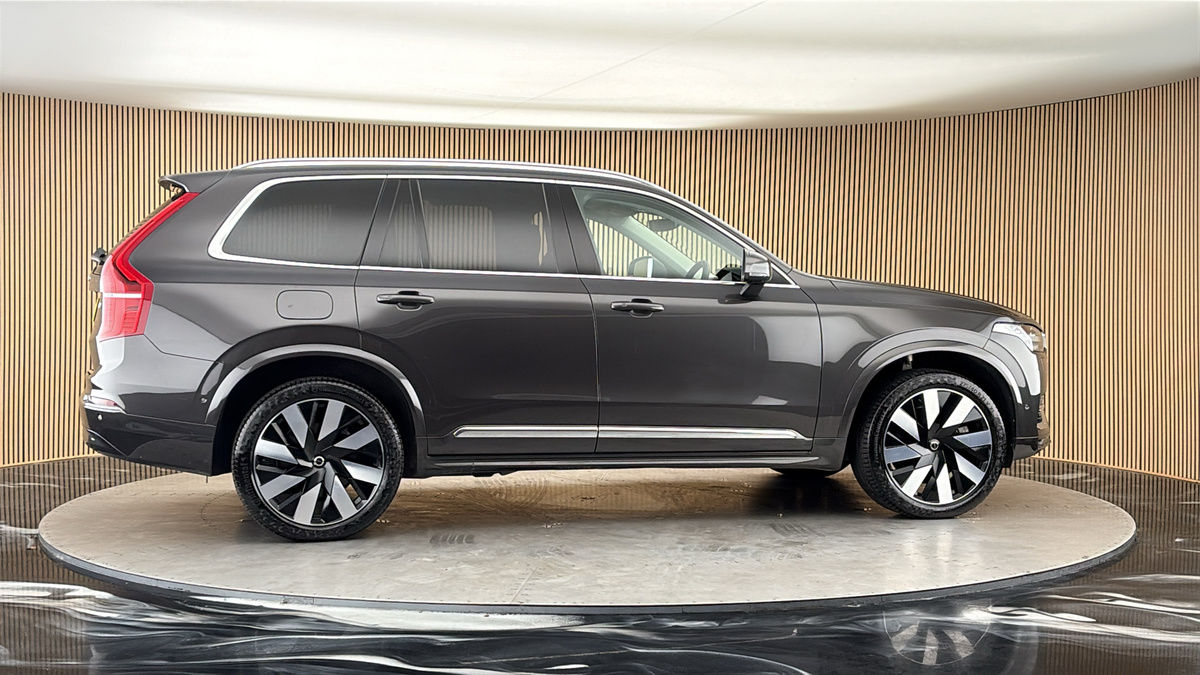 More views of Volvo XC90