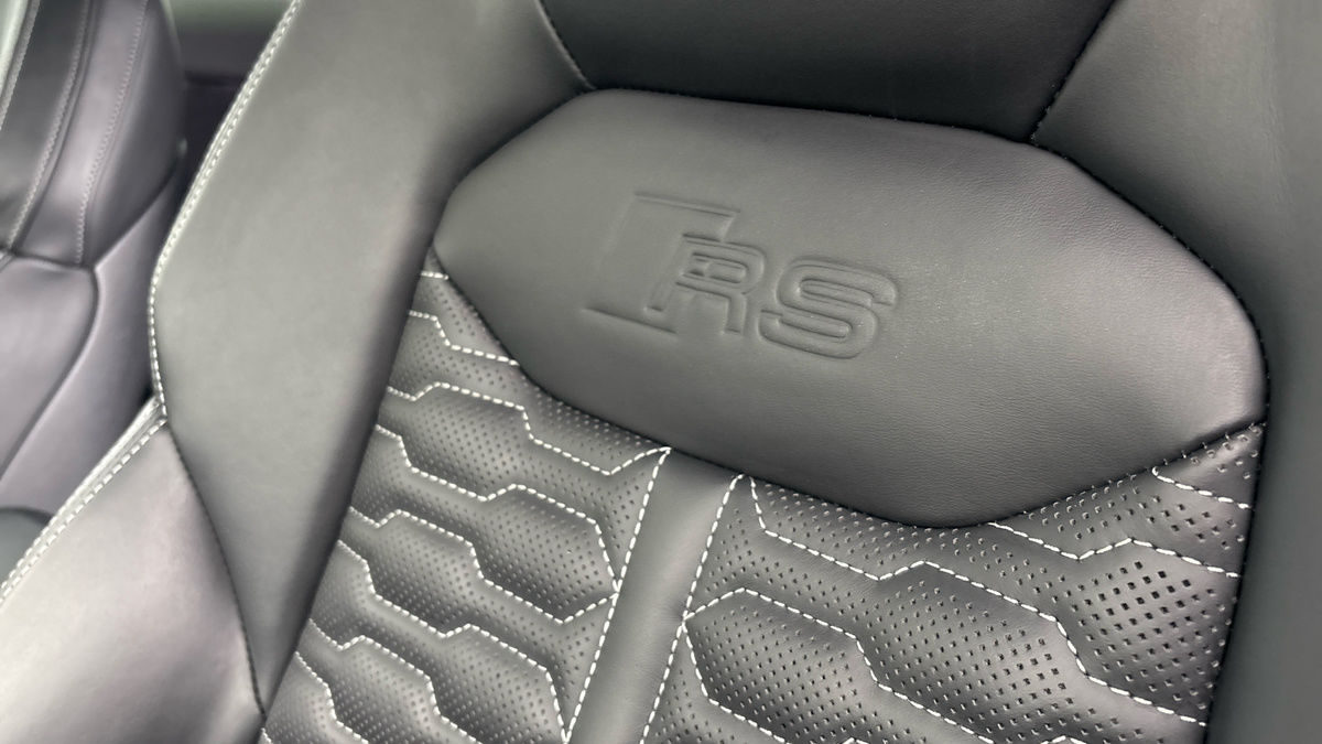 Audi RSQ8 Urban Image 18