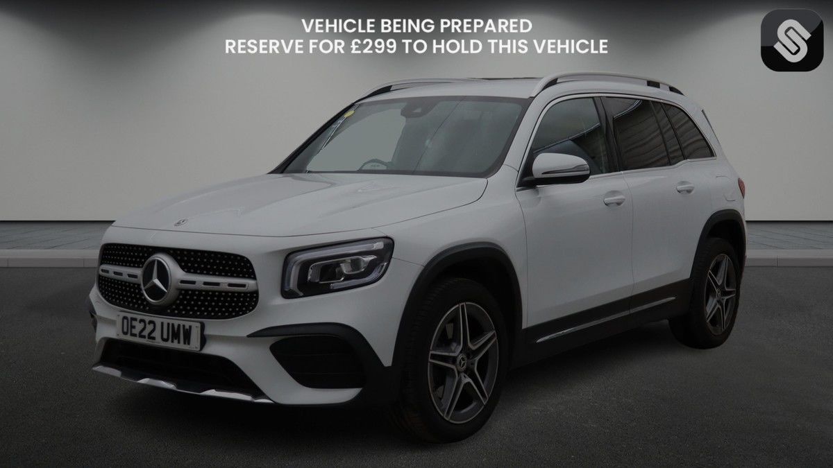 Mercedes-Benz GLB Image 2