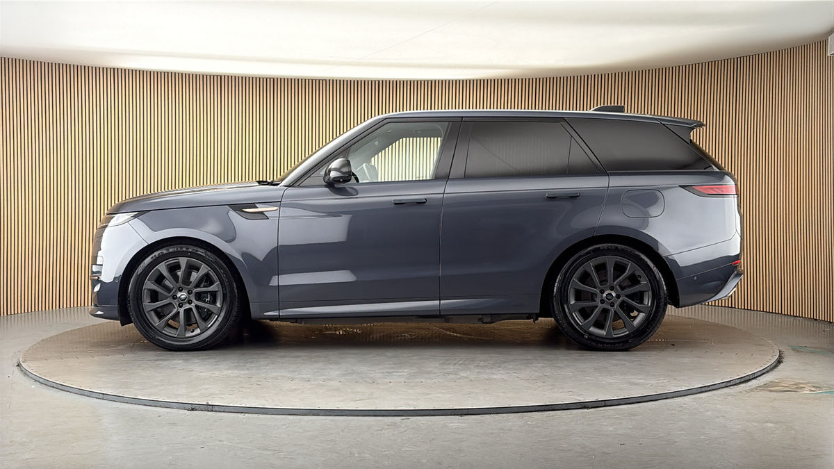 Land Rover Range Rover Sport Image 15