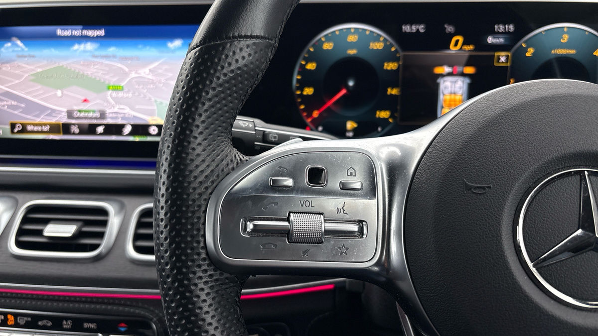 Mercedes-Benz GLE Image 13