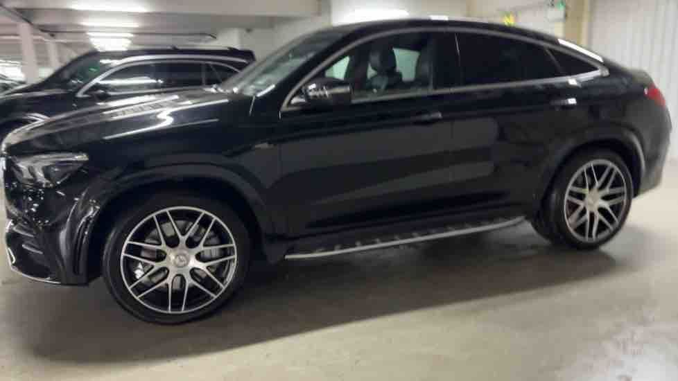 More views of Mercedes-Benz GLE