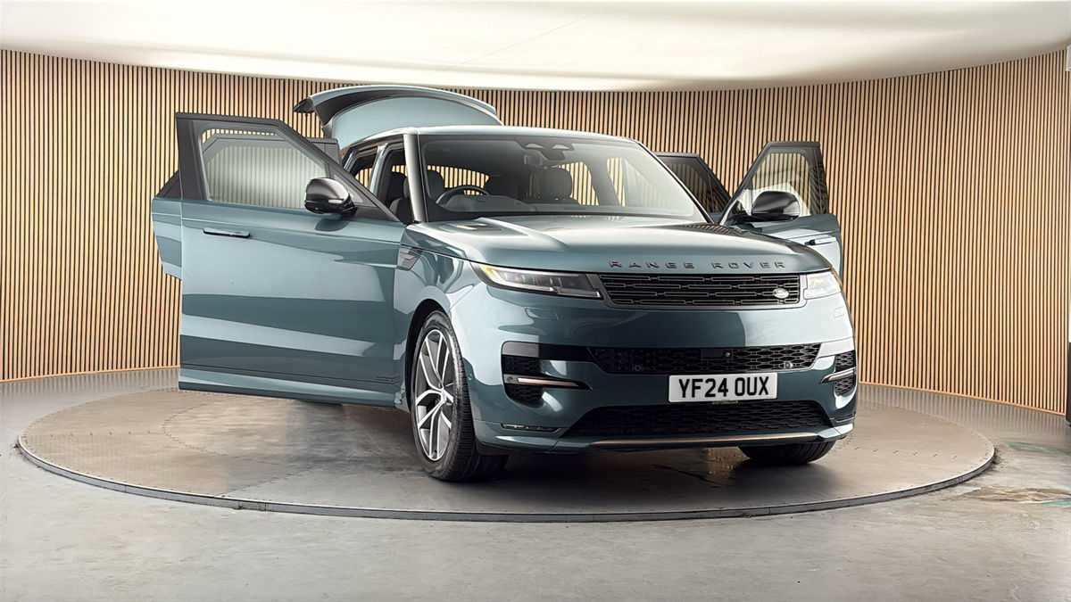 More views of Land Rover Range Rover Sport