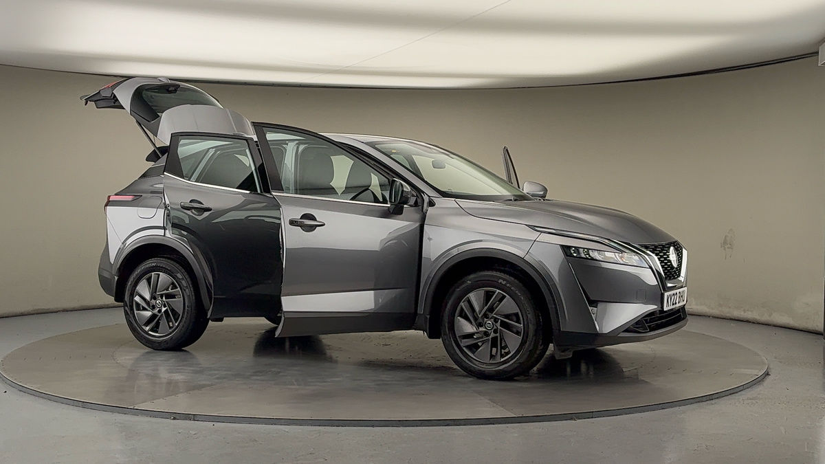 More views of Nissan Qashqai