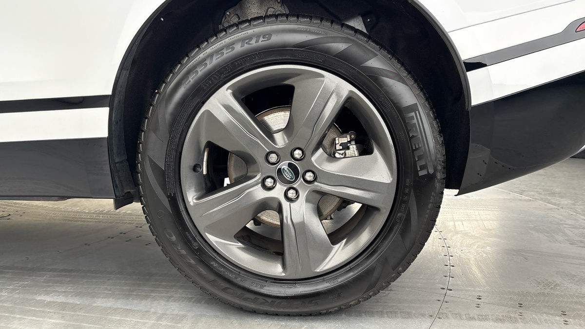 Land Rover Range Rover Velar Image 10