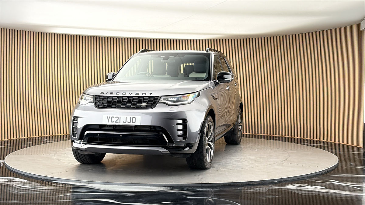 More views of Land Rover Discovery