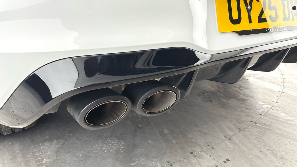 Volkswagen Golf Image 30