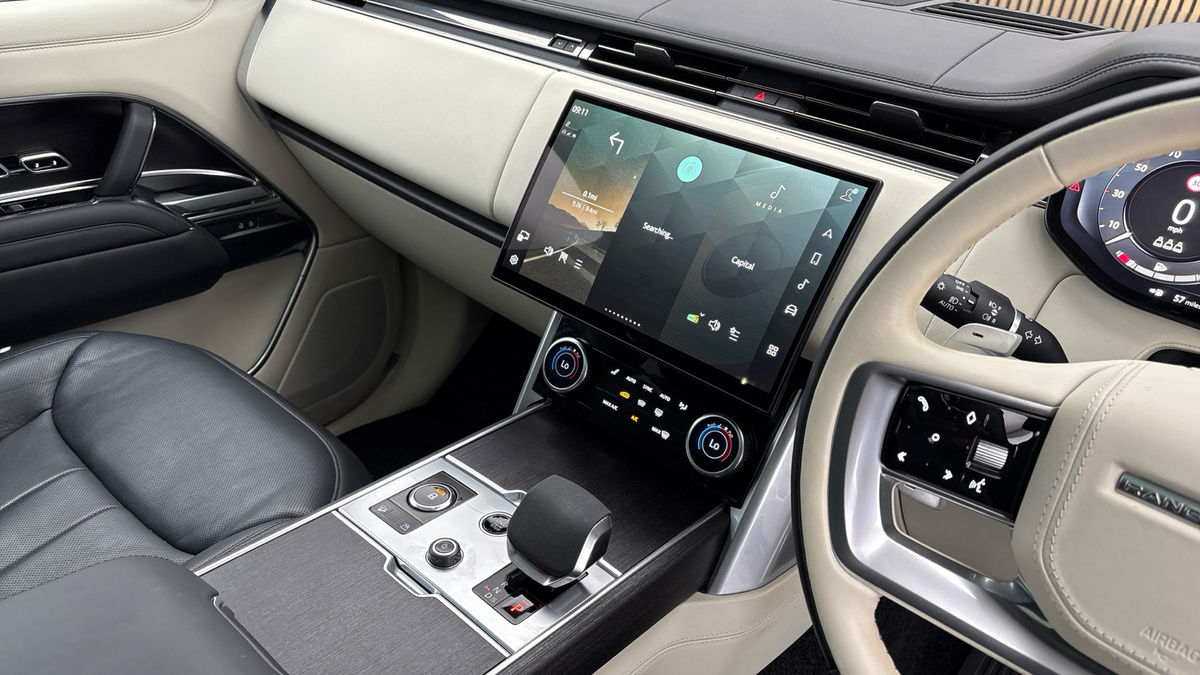 Land Rover Range Rover Image 18
