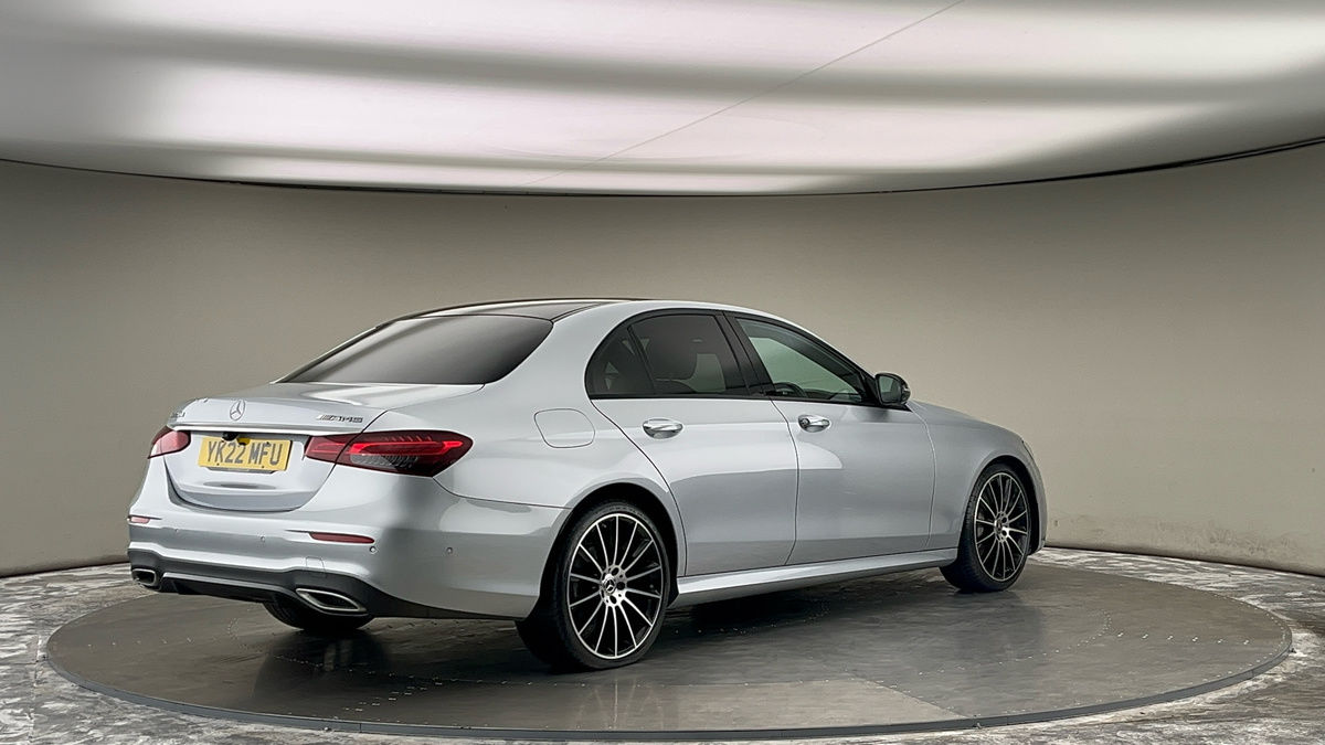 Mercedes-Benz E Class Image 21
