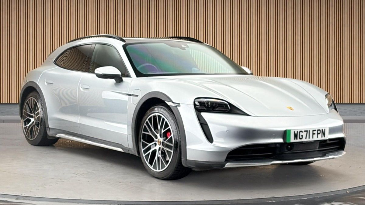 Porsche Taycan Sticky Header Image