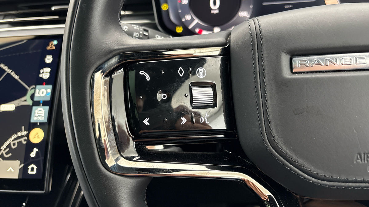 Land Rover Range Rover Sport Image 13