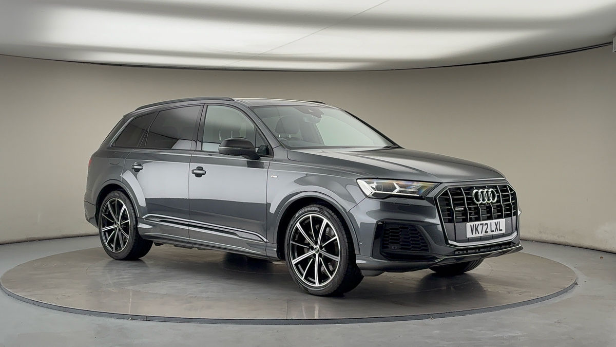 More views of Audi Q7