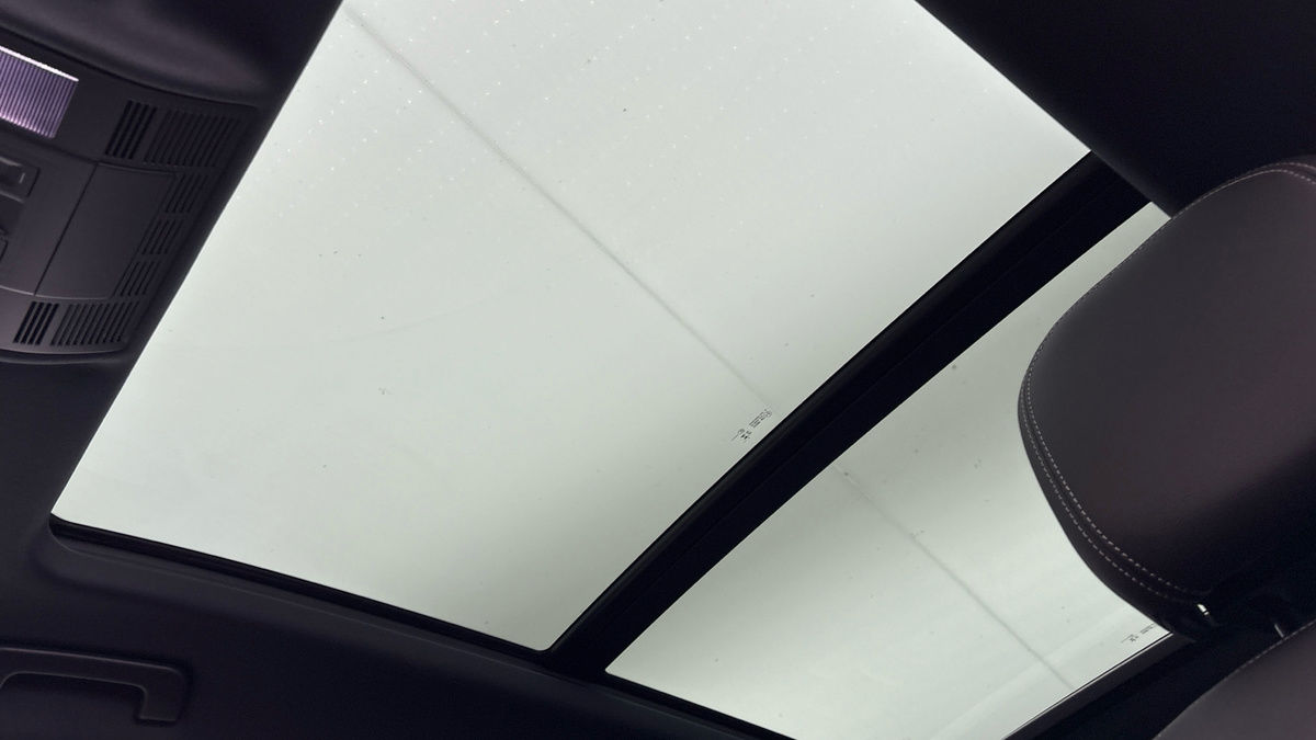 Volkswagen Touareg Image 6