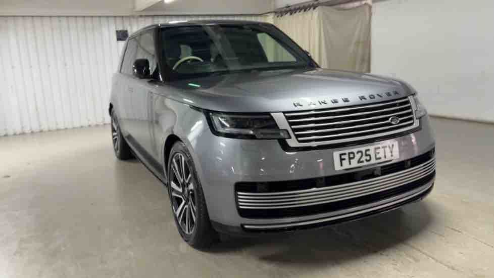 More views of Land Rover Range Rover