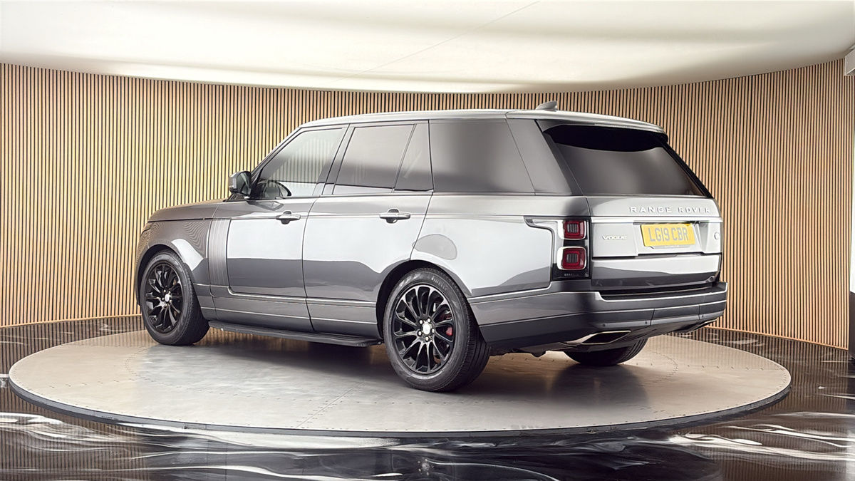 More views of Land Rover Range Rover