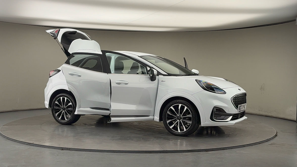 More views of Ford Puma