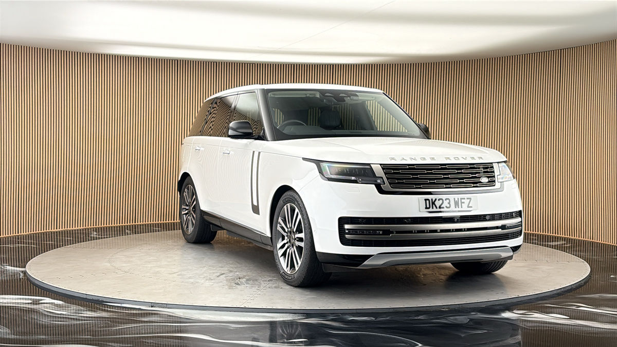 More views of Land Rover Range Rover