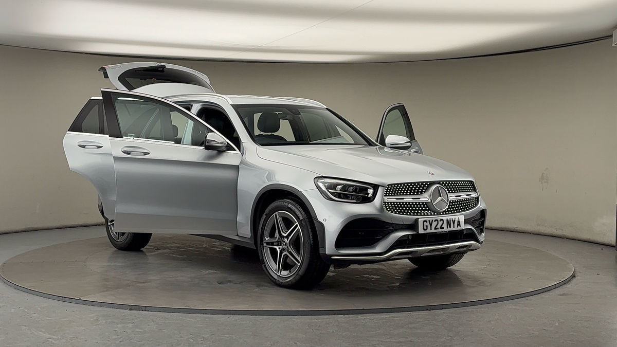 More views of Mercedes-Benz GLC