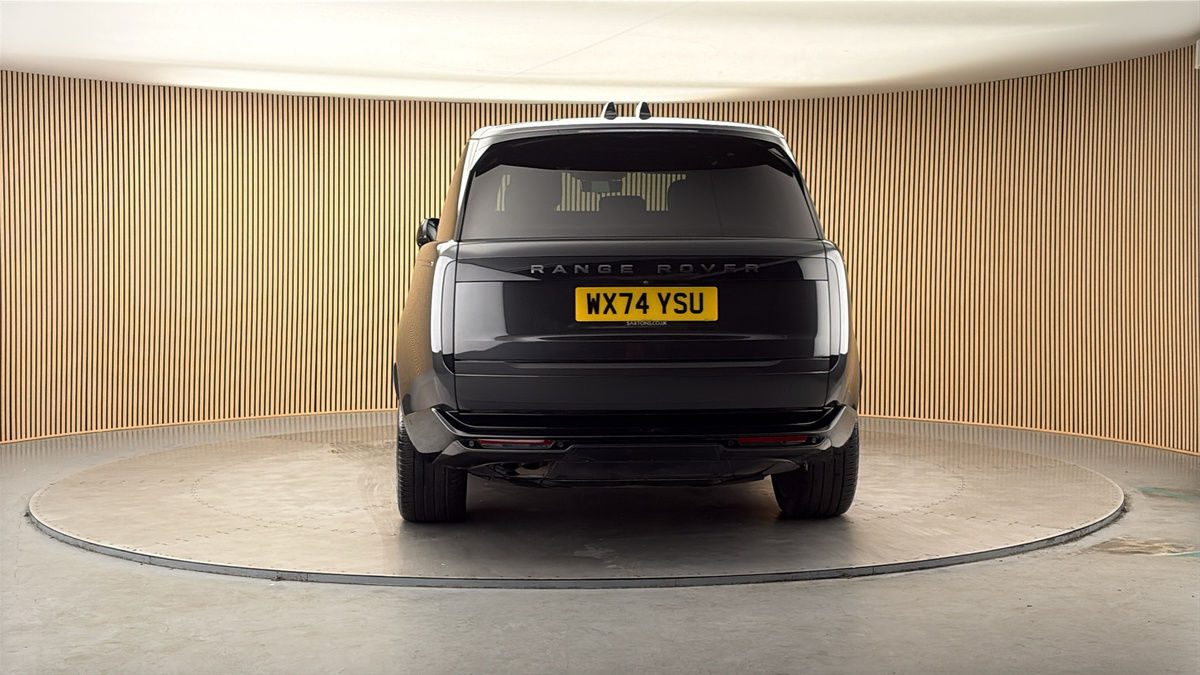 More views of Land Rover Range Rover