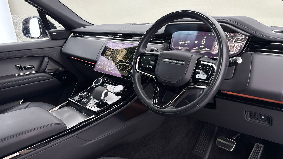 Land Rover Range Rover Sport Urban Image 5