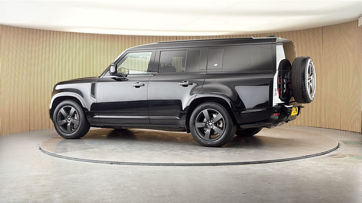 More views of Land Rover Defender 130