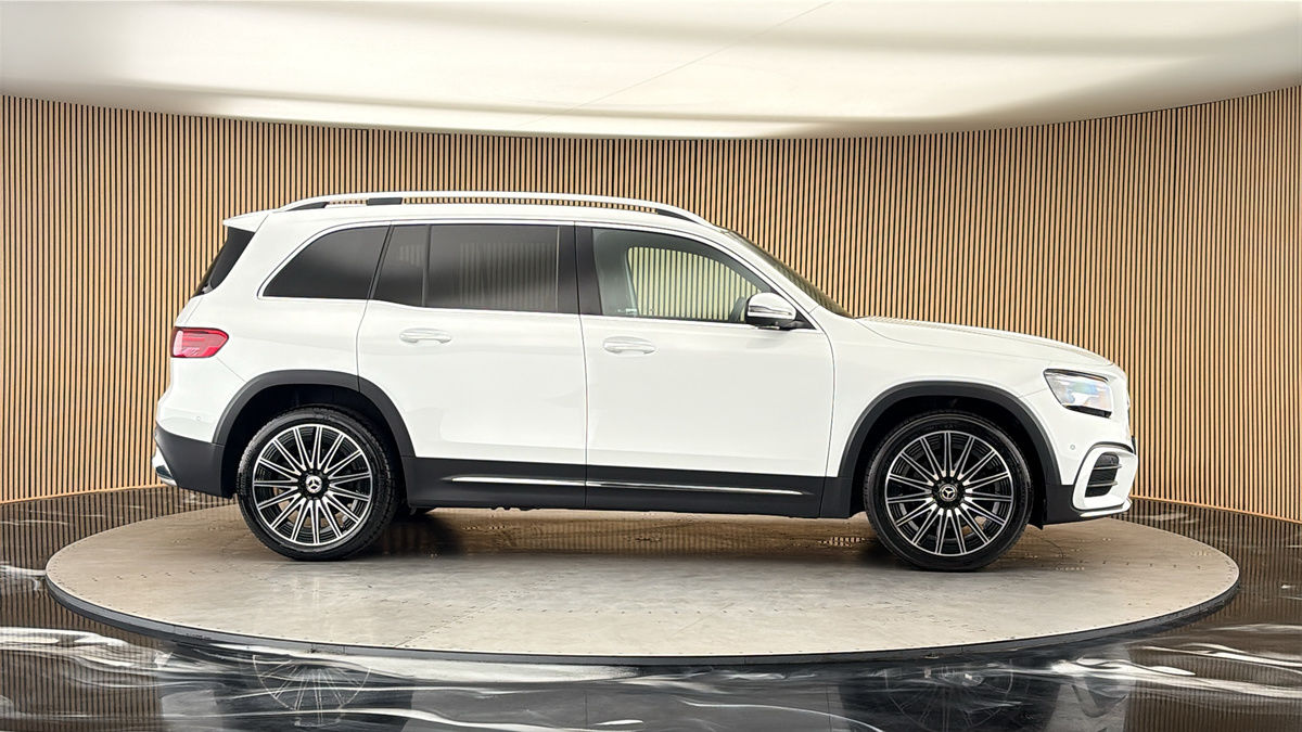More views of Mercedes-Benz GLB