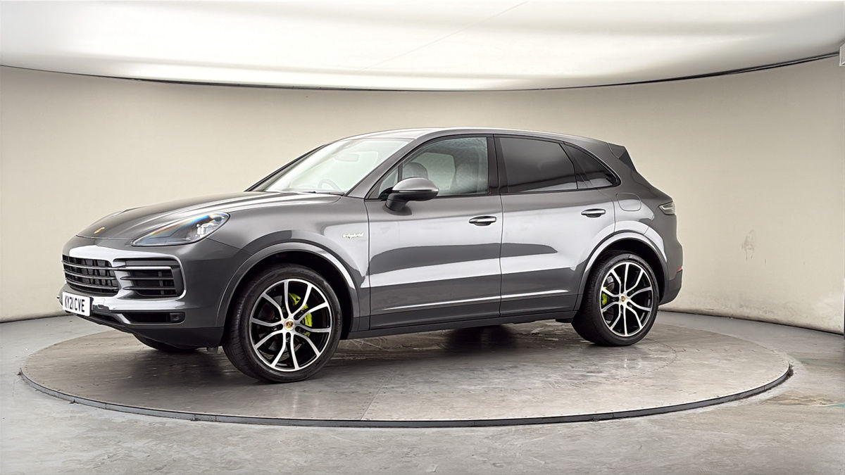 More views of Porsche Cayenne