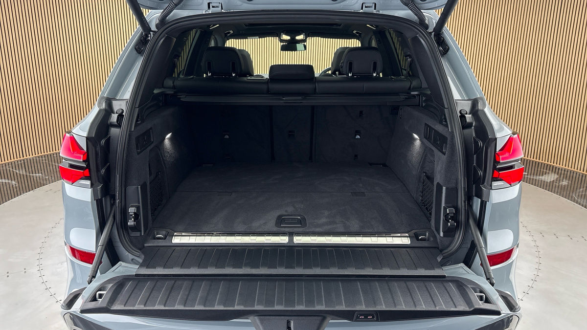BMW X5 Image 11