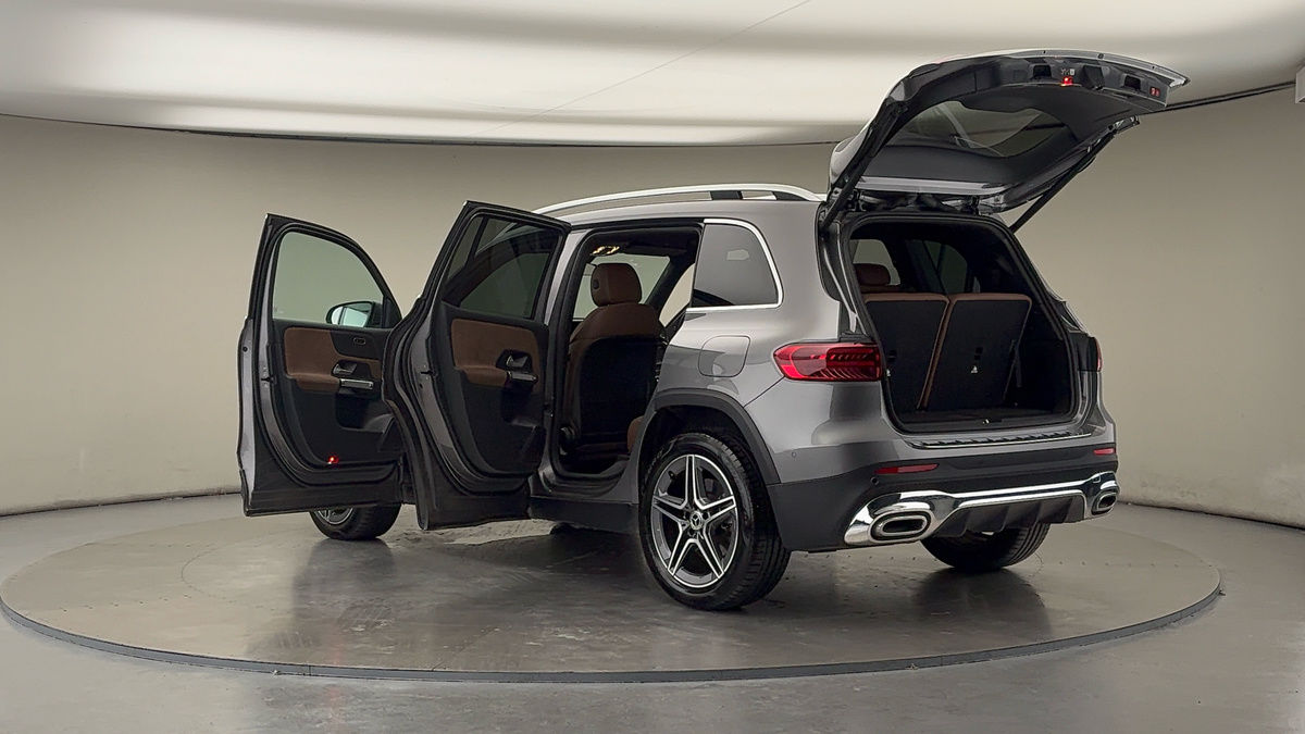 More views of Mercedes-Benz GLB