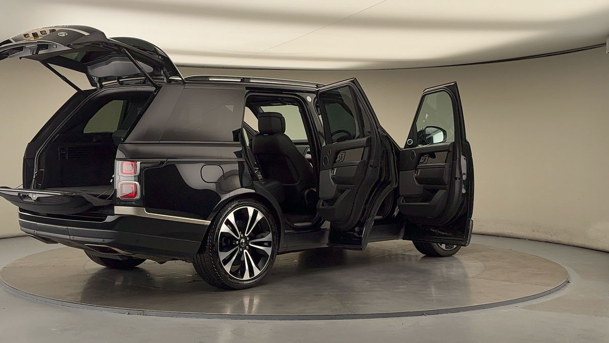 More views of Land Rover Range Rover