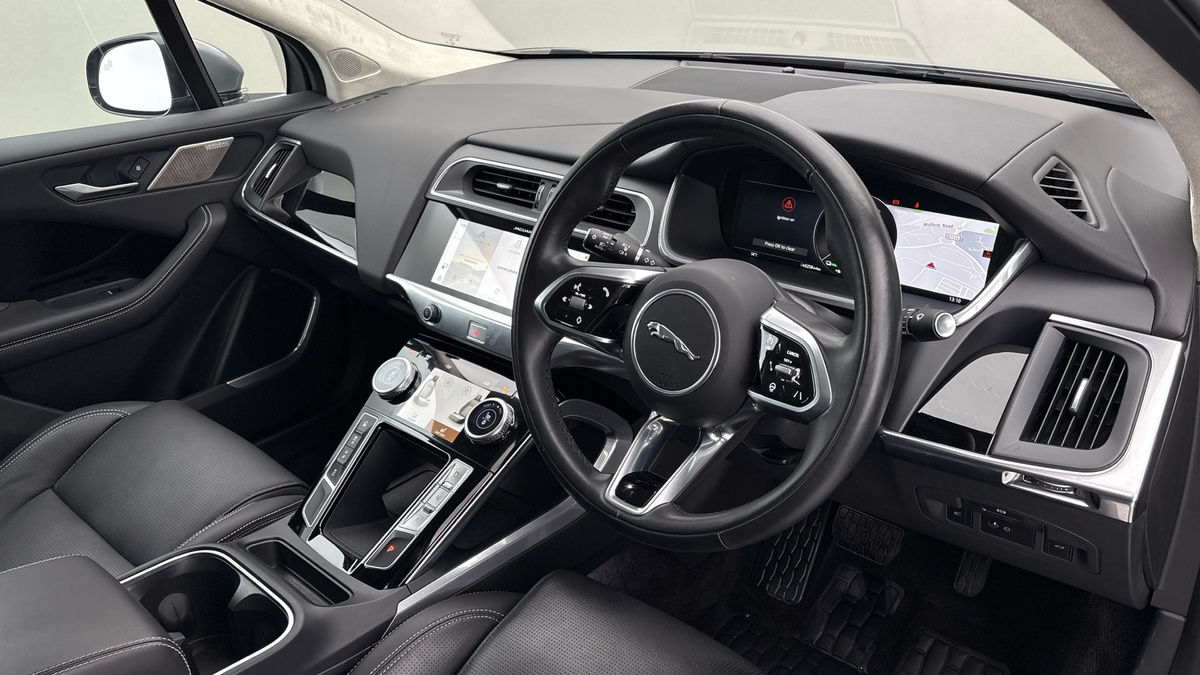 Jaguar I-PACE Image 6