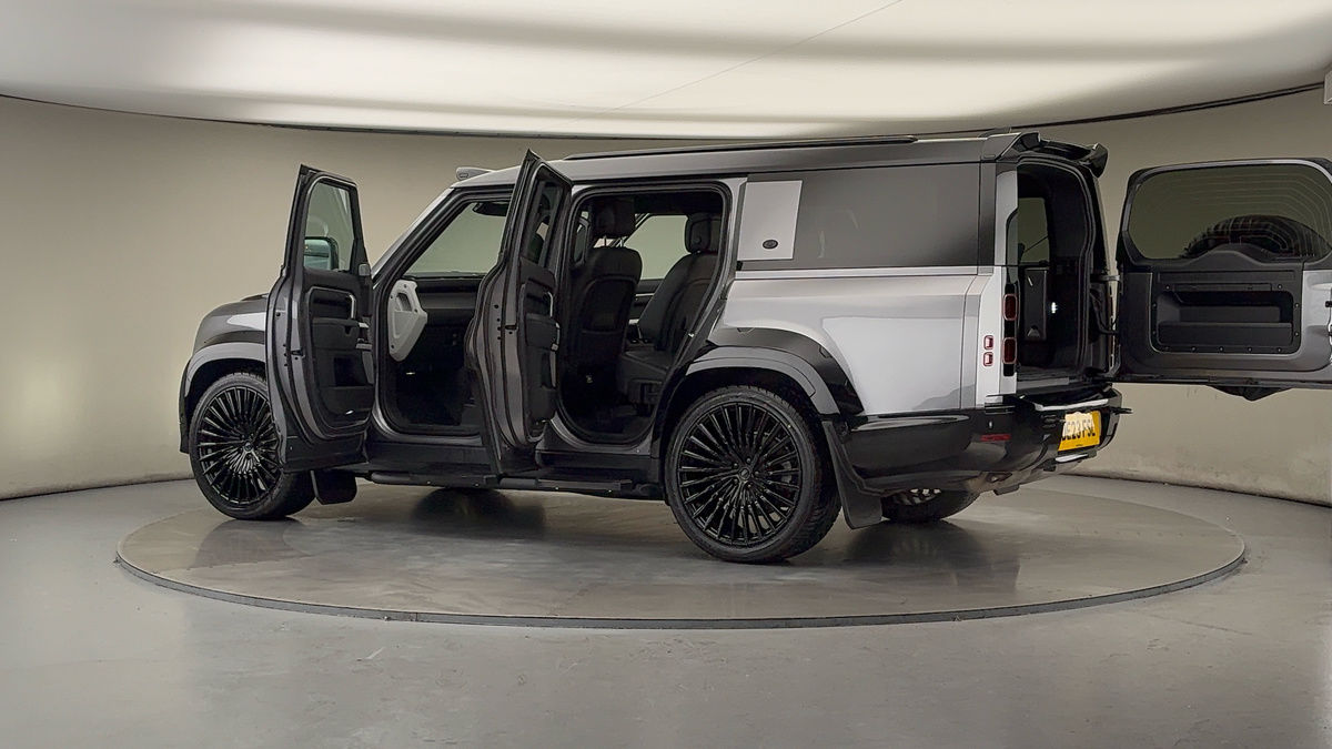 More views of Land Rover Defender 130