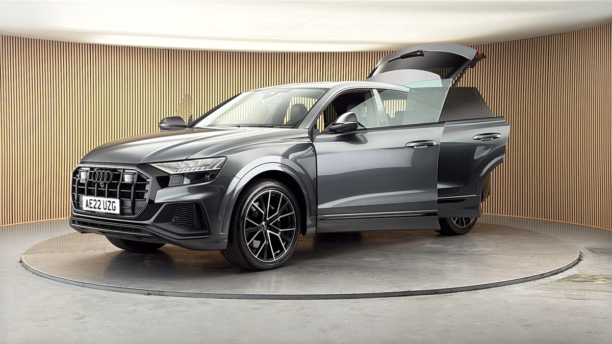 Audi SQ8 Image 22
