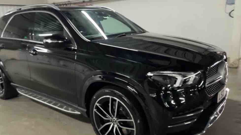 More views of Mercedes-Benz GLE