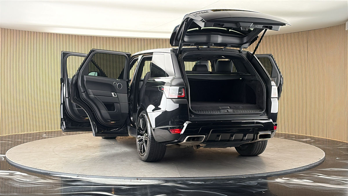 More views of Land Rover Range Rover Sport