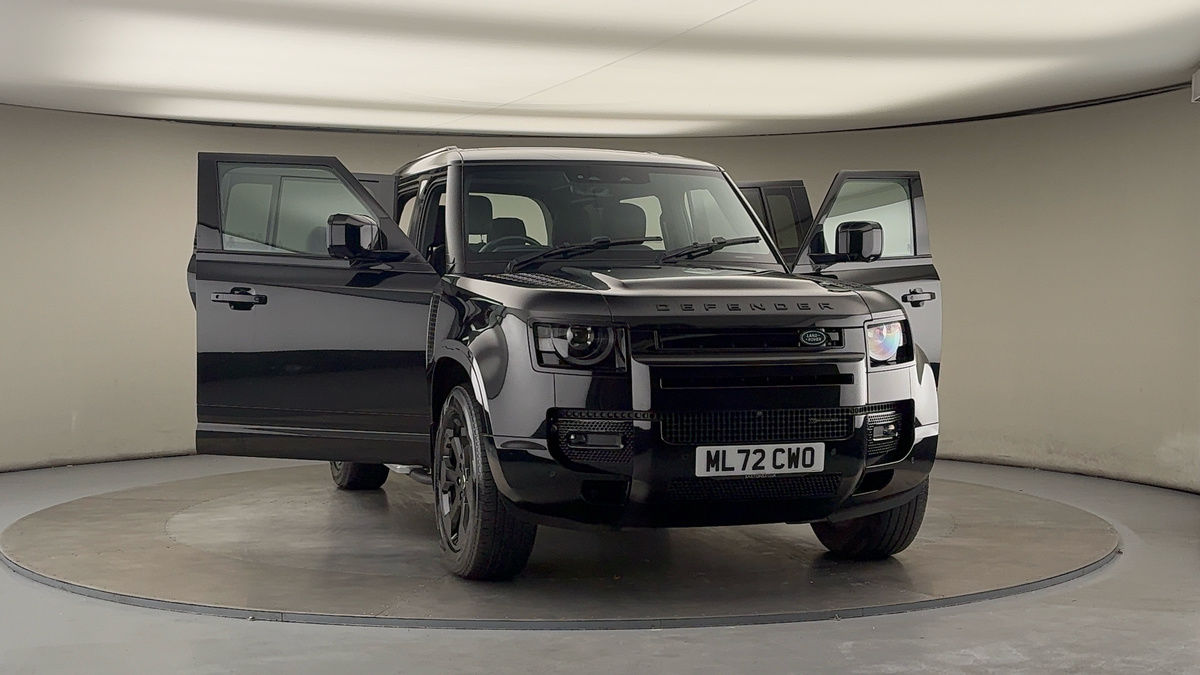 More views of Land Rover Defender 110
