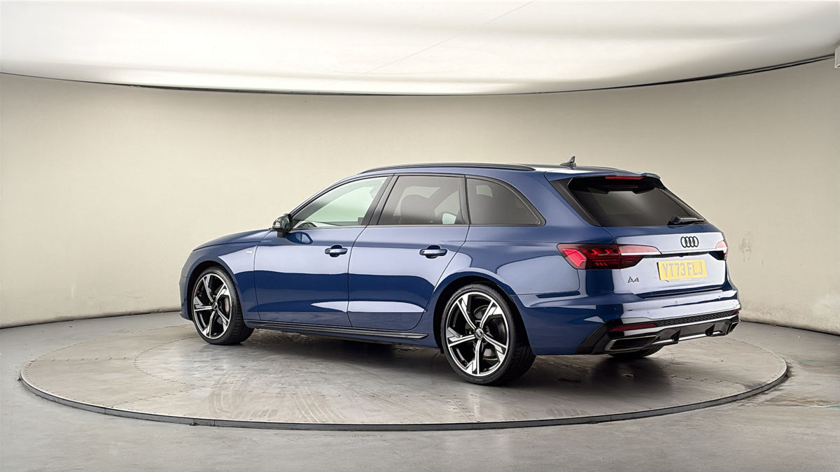 More views of Audi A4 Avant