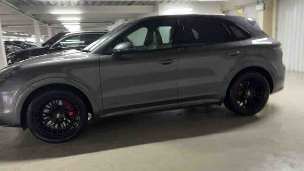 More views of Porsche Cayenne