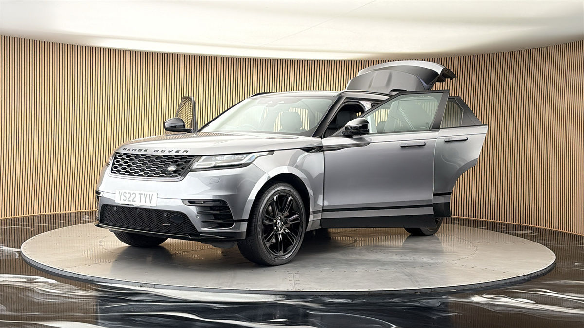 More views of Land Rover Range Rover Velar