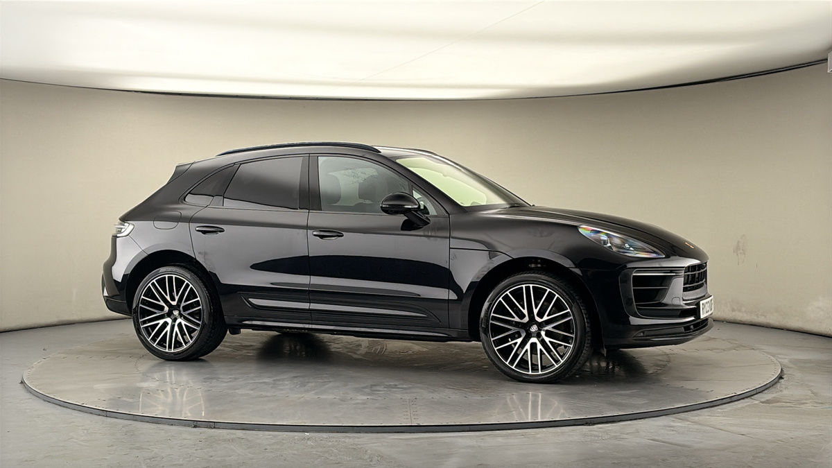 More views of Porsche Macan