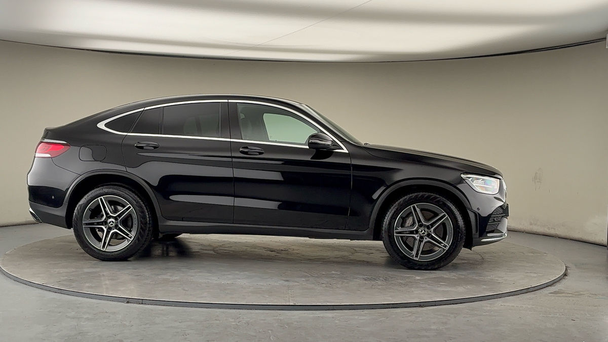 More views of Mercedes-Benz GLC