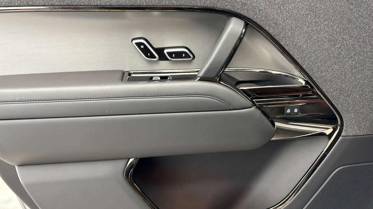 Land Rover Range Rover Sport Image 19