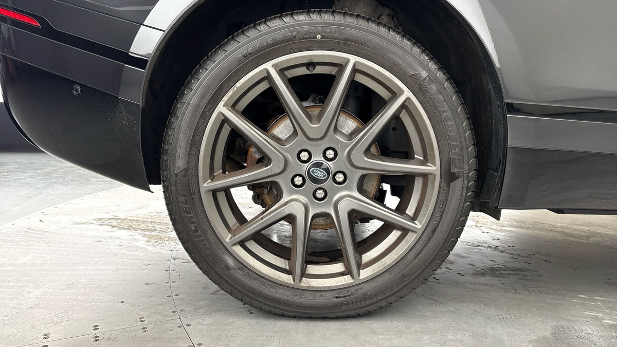 Land Rover Range Rover Velar Image 10
