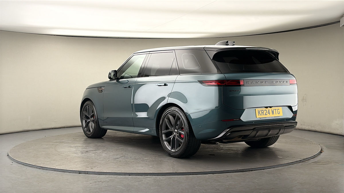 Land Rover Range Rover Sport Image 2
