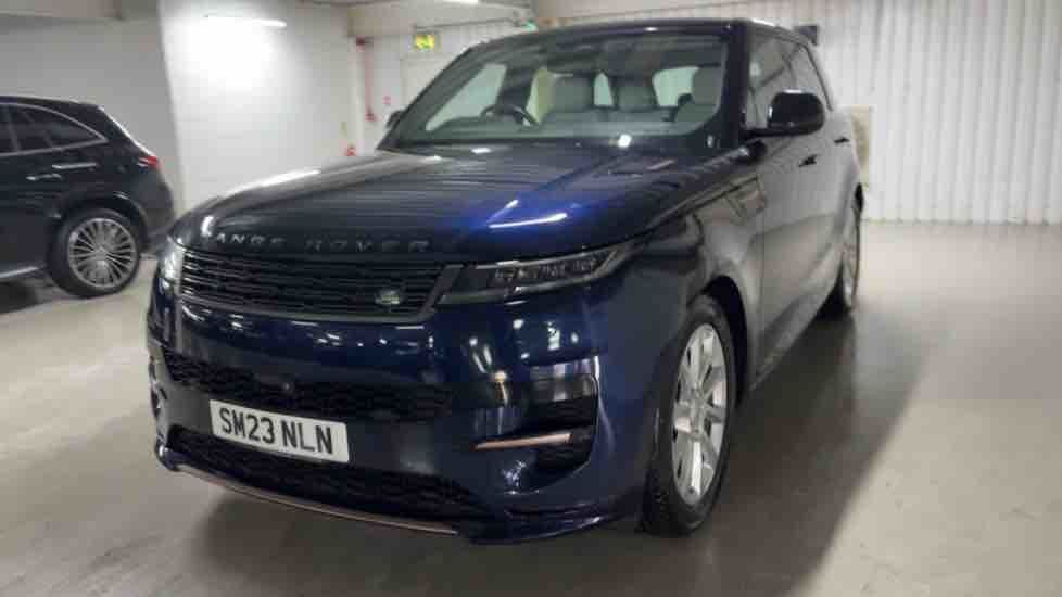 More views of Land Rover Range Rover Sport