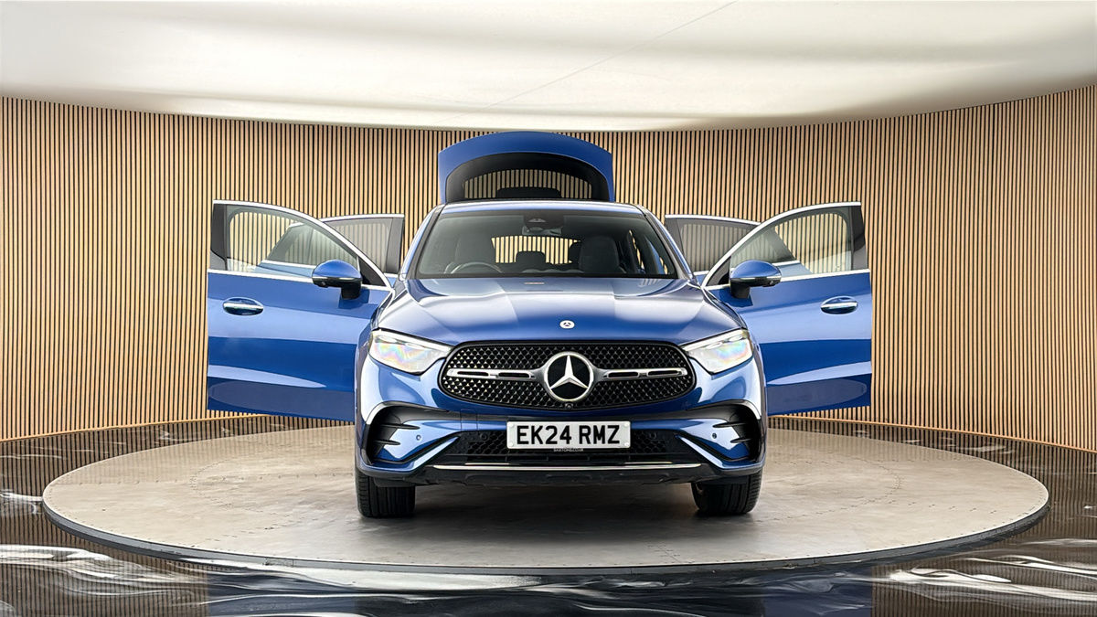 More views of Mercedes-Benz GLC