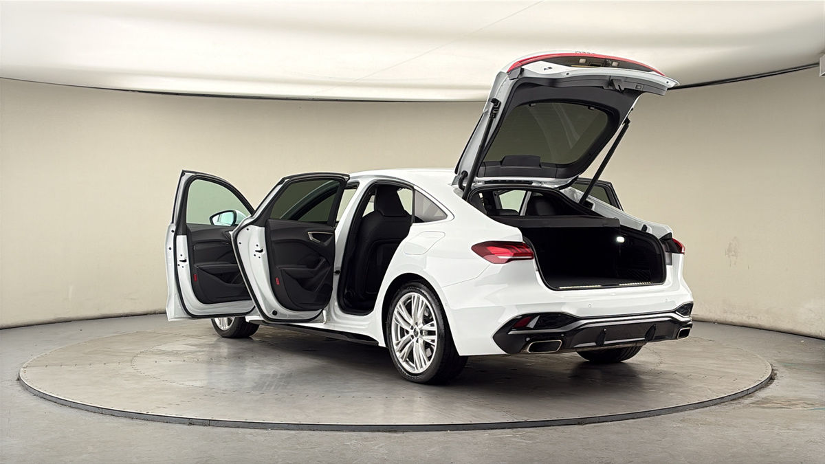 Audi A5 Image 23